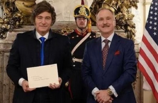 Piden intervención de Donald Trump y denuncia supuestas operaciones de espionaje y lavado